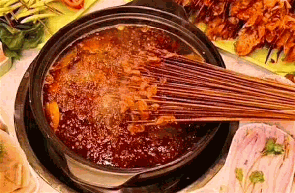 屋头串串香