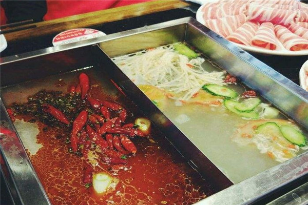 碟滋味串串香火锅
