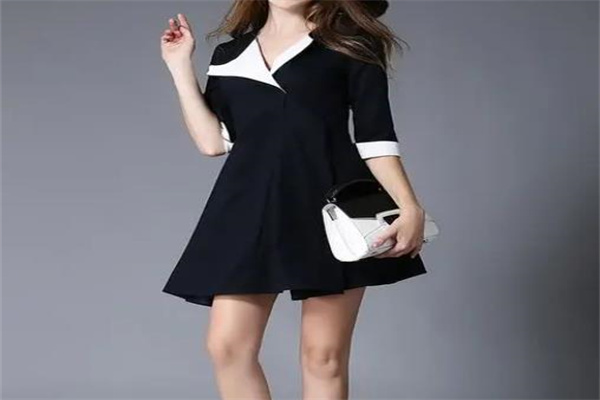 uc女装产品 门店图片