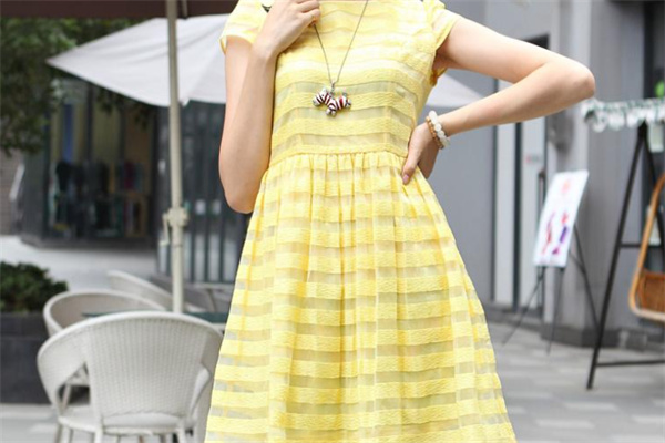 安都女装产品 门店图片