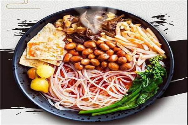 鼎钻螺蛳粉产品 门店图片