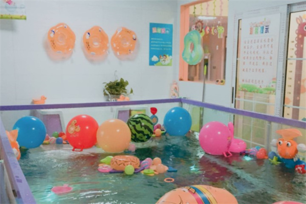 贝吉婴幼儿游泳产品 门店图片