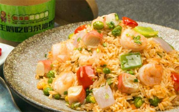 茶油易拉罐炒饭产品 门店图片