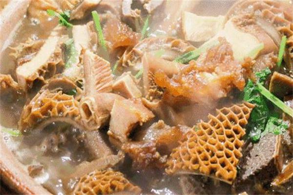 初记牛蹄牛杂产品 门店图片