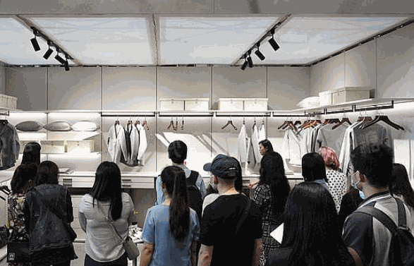 迪兜服饰产品 门店图片