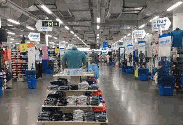 迪卡侬运动超市产品 门店图片
