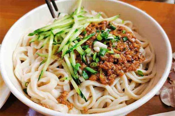 非常道炸酱面产品 门店图片