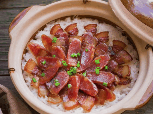 广式煲仔饭