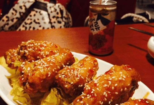 the frypan韩国炸鸡啤酒