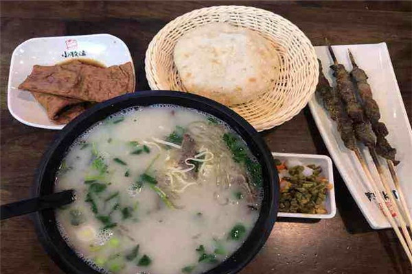 小牧谣羊汤馆