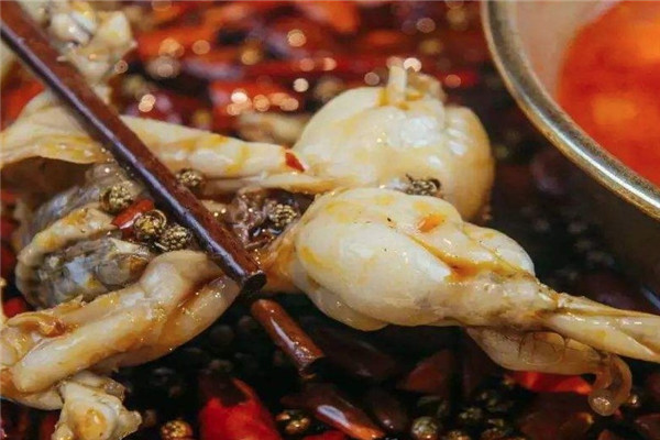 鼎味美蛙鱼头火锅