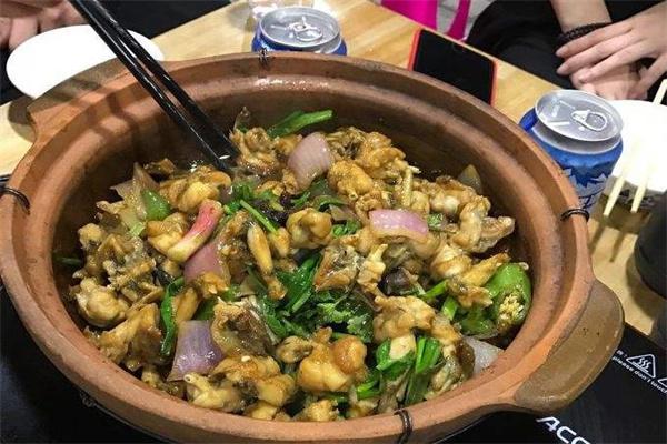 肥佬鸡煲