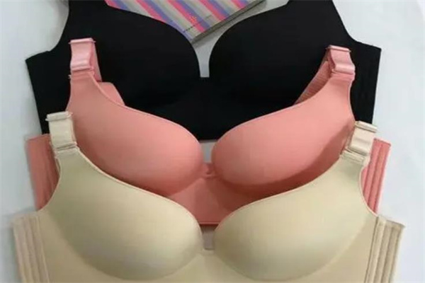 霏缦内衣
