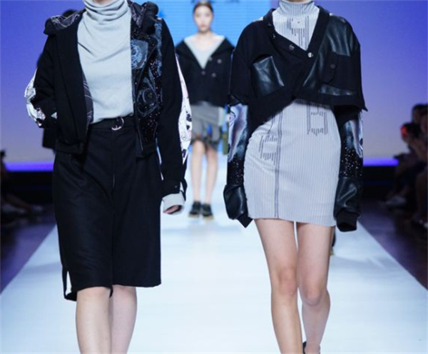超迪服装产品 门店图片