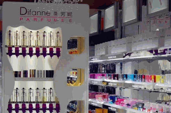 蒂芳妮香水产品 门店图片