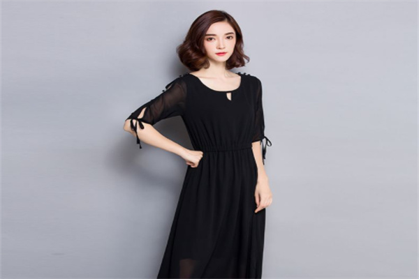 窗口女装产品 门店图片