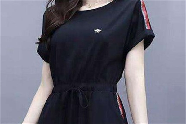 韩束女装产品 门店图片