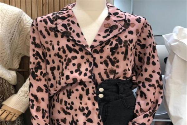 韩尚依产品 门店图片
