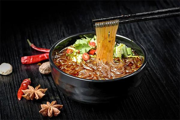华创美食酸辣粉产品 门店图片