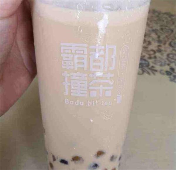 霸都撞茶