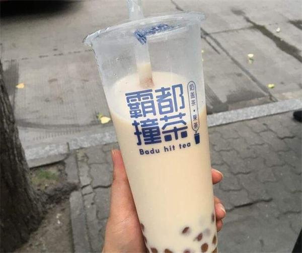 霸都撞茶