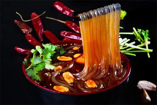 华创美食酸辣粉产品 门店图片