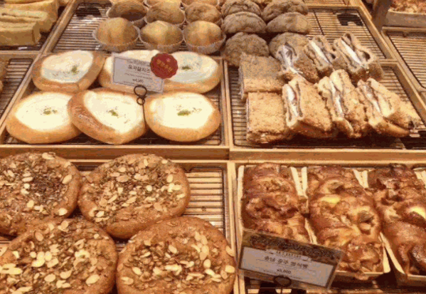 红香坊蛋糕店产品 门店图片