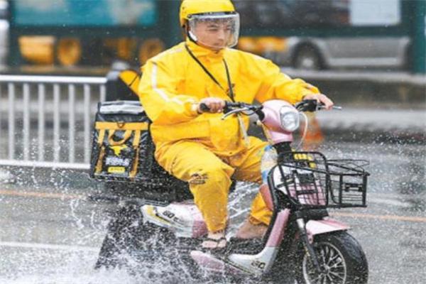 蜂速换电产品 门店图片