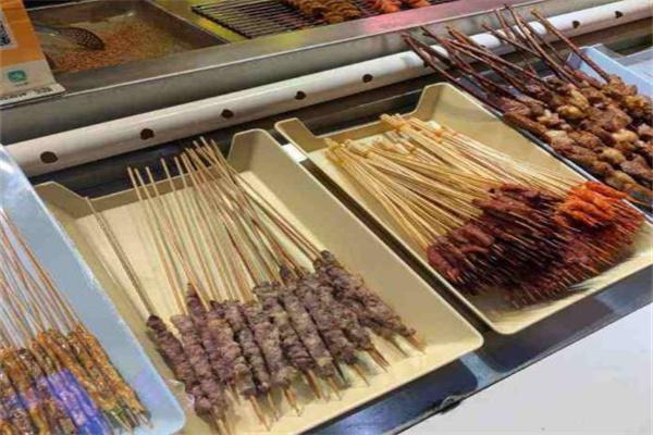 疯味串奇