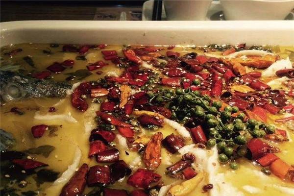 江湖情酸菜鱼