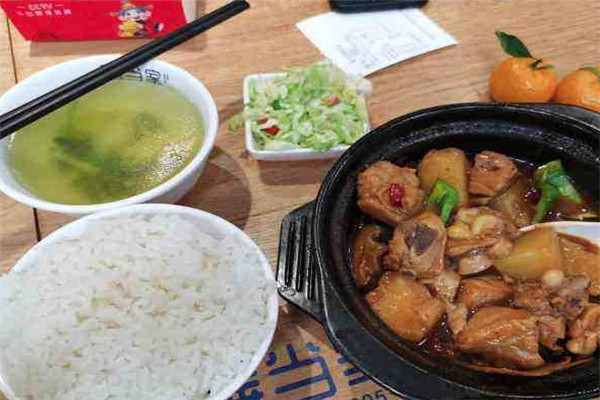 膳当家黄焖鸡米饭