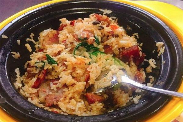 松桂坊腊味煲仔饭