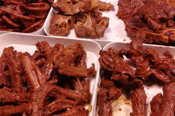 荷塘黑鸭卤味产品 门店图片