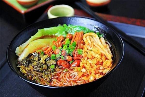 黄仔螺蛳粉产品 门店图片
