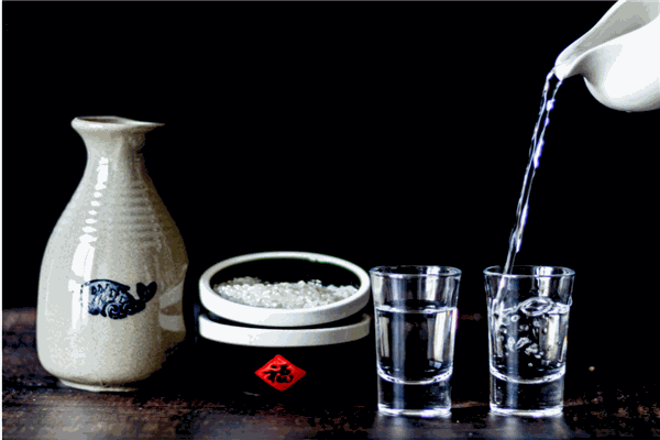 酒林白酒