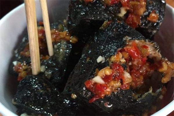 黑色经典臭豆腐小吃产品 门店图片