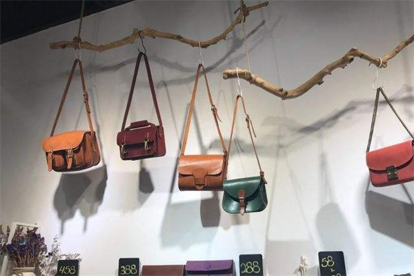 锦锋皮具