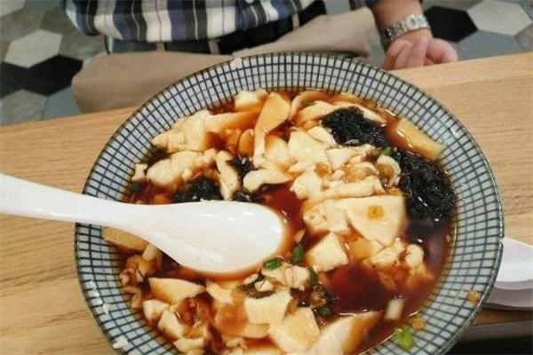 锦上豆花