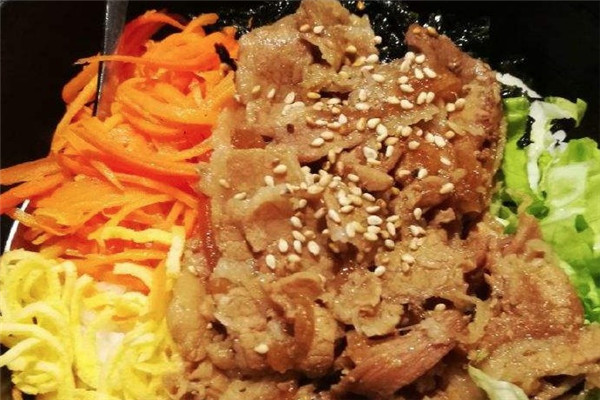政清坤烤肉拌饭