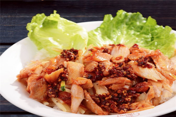 政清坤烤肉拌饭