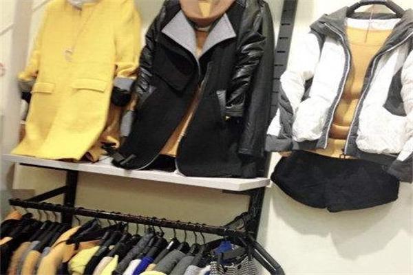 酷芭芭女装产品 门店图片