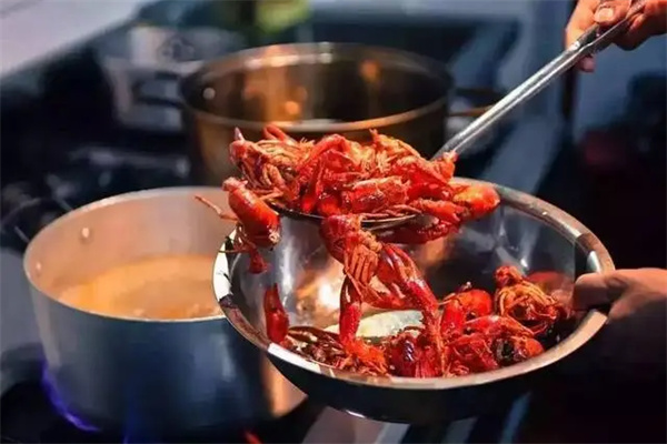 李小孬卤煮小龙虾产品 门店图片
