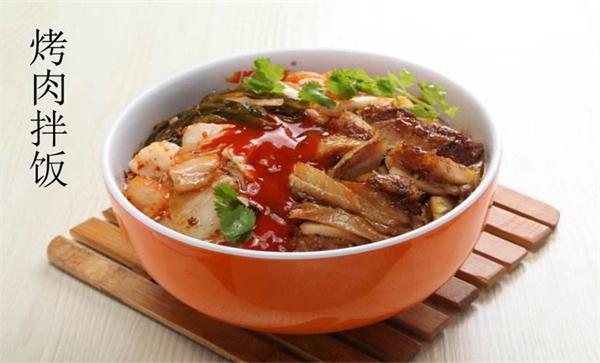 奥尔良烤肉拌饭