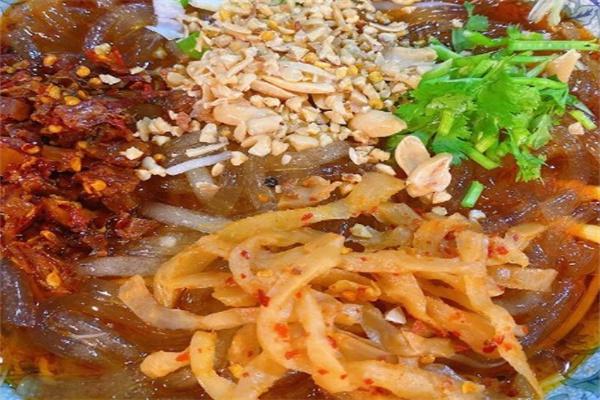 辣点子酸辣粉产品 门店图片