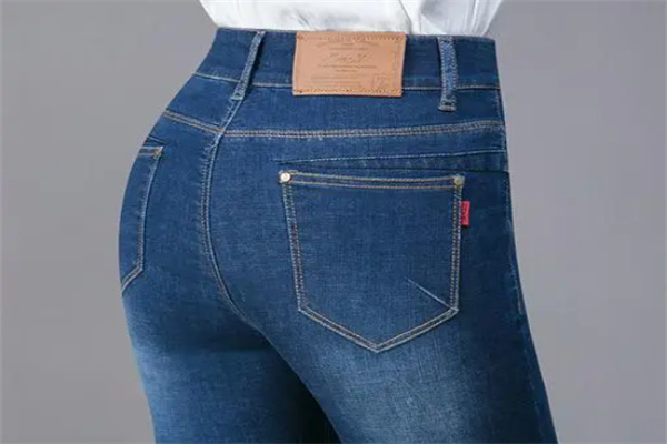 联依坊牛仔裤产品 门店图片