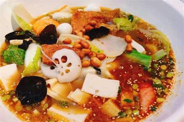 辣小亲麻辣烫产品 门店图片
