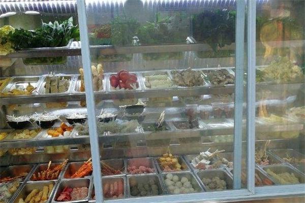辣小亲麻辣烫产品 门店图片