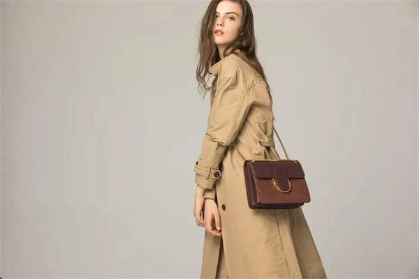 靓衣坊服装店产品 门店图片