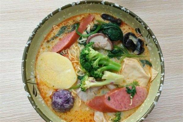 马路边麻辣烫产品 门店图片