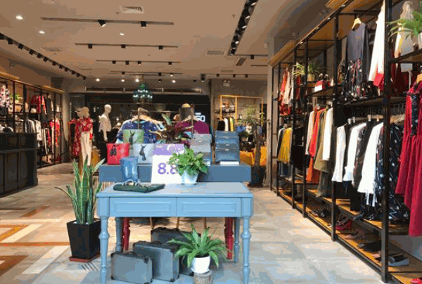 雷索思女装产品 门店图片